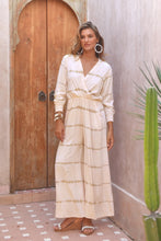 Lade das Bild in den Galerie-Viewer, JUMPSUIT COCO GOLD COAST CHAMPAGNE HOT LAVA