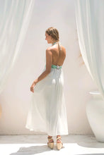 Lade das Bild in den Galerie-Viewer, DRESS FIJI IVORY AZURE HOT LAVA