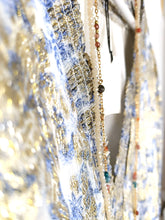 Lade das Bild in den Galerie-Viewer, KLEID BLAU GOLD SOFIE SCHNOOR