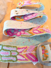 Lade das Bild in den Galerie-Viewer, ETHNO GÜRTEL PERU FLORCITA CANDY