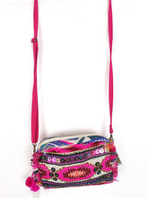 Lade das Bild in den Galerie-Viewer, ETHNO CROSSBODY TASCHE SHARY