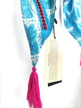 Lade das Bild in den Galerie-Viewer, SCHAL TUCH DREIECK ORGANIC BAMBOO TROPIC THUNDER HELLBLAU