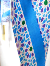 Lade das Bild in den Galerie-Viewer, SCHAL TUCH DREIECK 100% ORGANIC BAMBOO "RIANE" BLAU