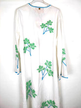 Lade das Bild in den Galerie-Viewer, S23 314 DRESS ORGANIC PLACE DU SOLEIL