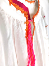 Lade das Bild in den Galerie-Viewer, S23 322 BLOUSE ORGANIC PLACE DU SOLEIL