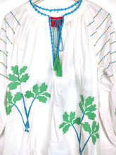 Lade das Bild in den Galerie-Viewer, S23 315 BLOUSE ORGANIC PLACE DU SOLEIL