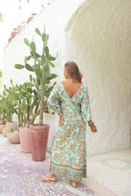 Lade das Bild in den Galerie-Viewer, DRESS ALANA ULUWATU HOT LAVA