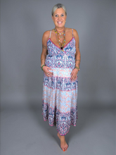 Lade das Bild in den Galerie-Viewer, S26 342 DRESS PLACE DU SOLEIL LONG SHOULDERBAND MIX
