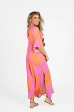 Lade das Bild in den Galerie-Viewer, DRESS ALANA MENTAWAI FUCHSIA-ORANGE HOT LAVA
