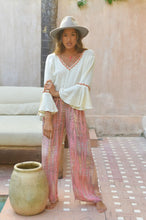 Lade das Bild in den Galerie-Viewer, PANTS HAILEY MOONSTONE CORAL HOT LAVA
