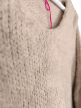 Lade das Bild in den Galerie-Viewer, STRICK PULLI BEIGE ONE SIZE
