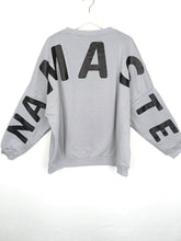 Lade das Bild in den Galerie-Viewer, MISS GOODLIFE SWEATER ROUNDNECK DOUBLE NAMASTÉ GREY
