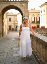 Lade das Bild in den Galerie-Viewer, DRESS MOOREA IVORY HOT LAVA
