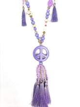 Lade das Bild in den Galerie-Viewer, KETTE LILA PEACE &amp; TASSLES - hippie style and more
