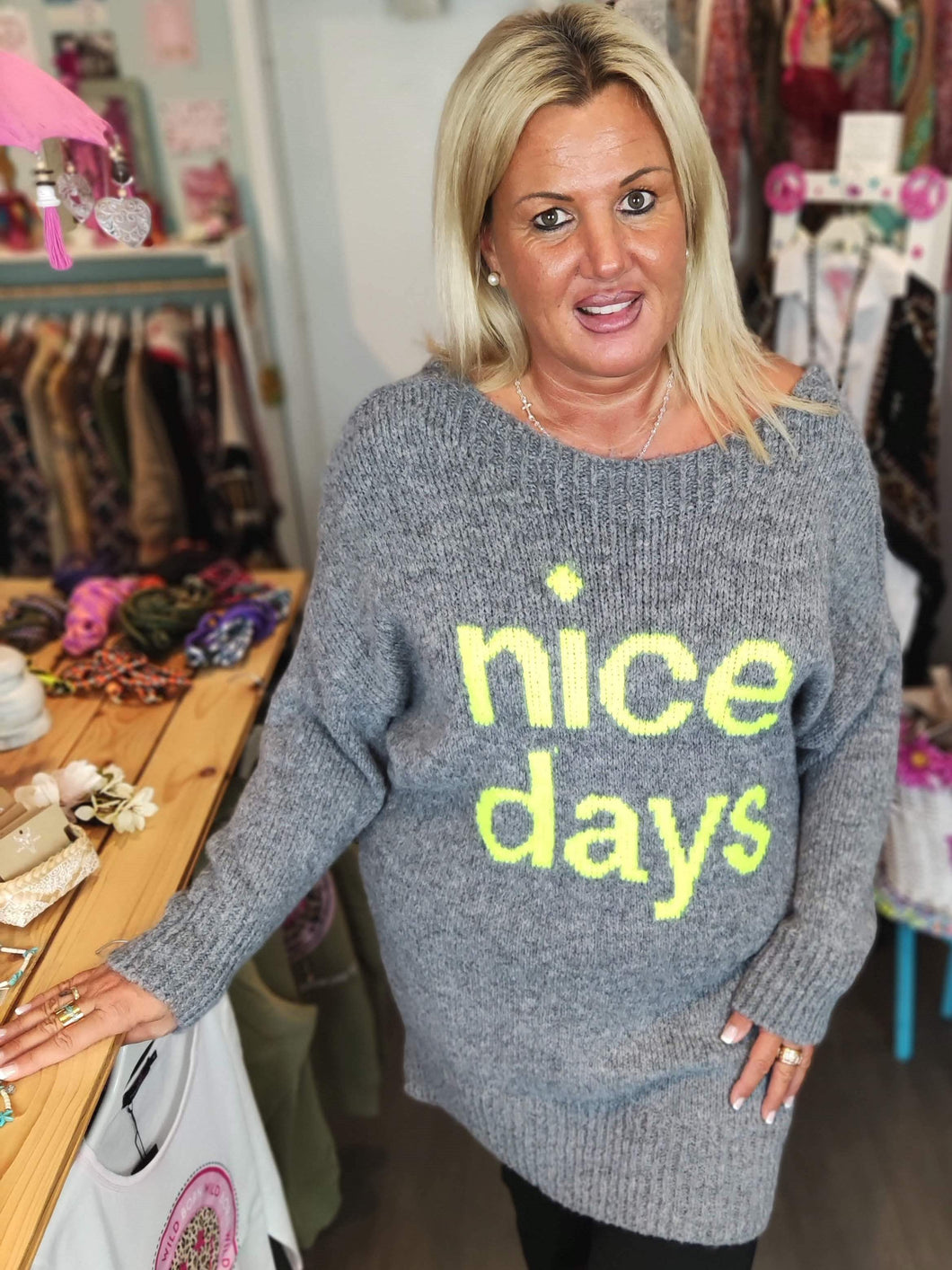 LONG PULLOVER NICE DAYS GRAU NEON ONE SIZE - hippie style and more